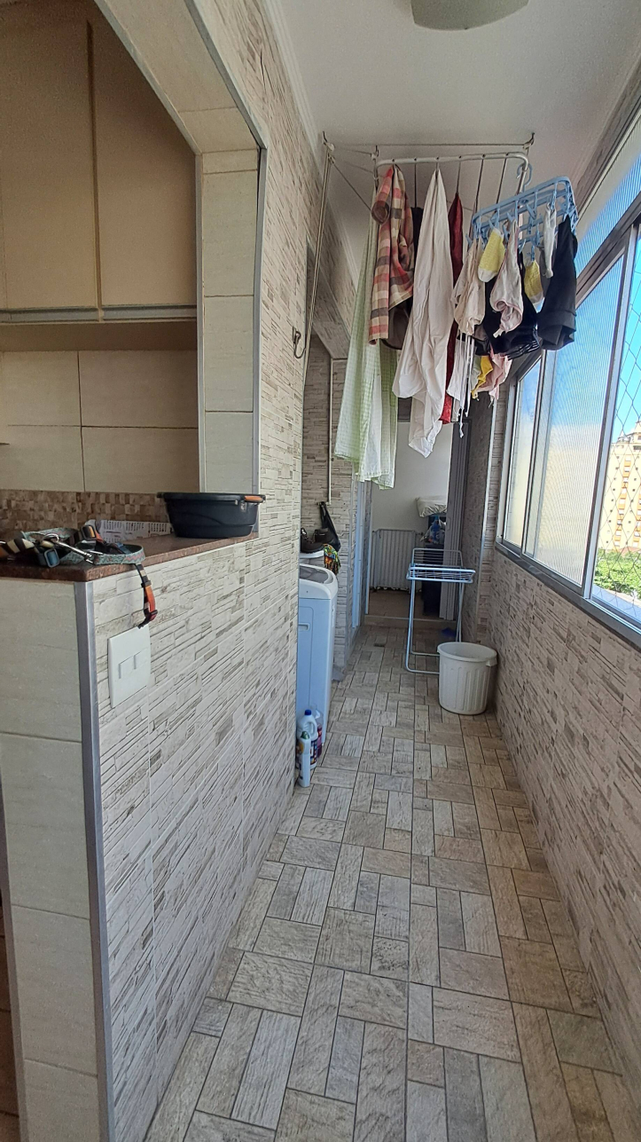 Apartamento à venda com 3 quartos, 107m² - Foto 28