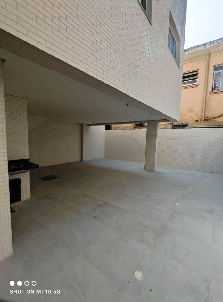 Casa à venda com 2 quartos, 100m² - Foto 6