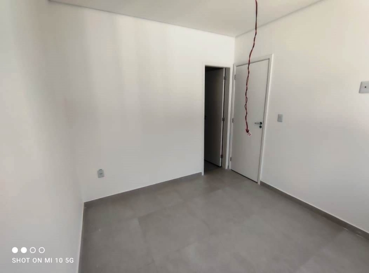 Casa à venda com 2 quartos, 100m² - Foto 9