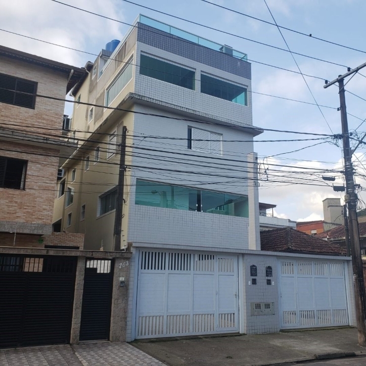 Casa à venda com 5 quartos, 320m² - Foto 1