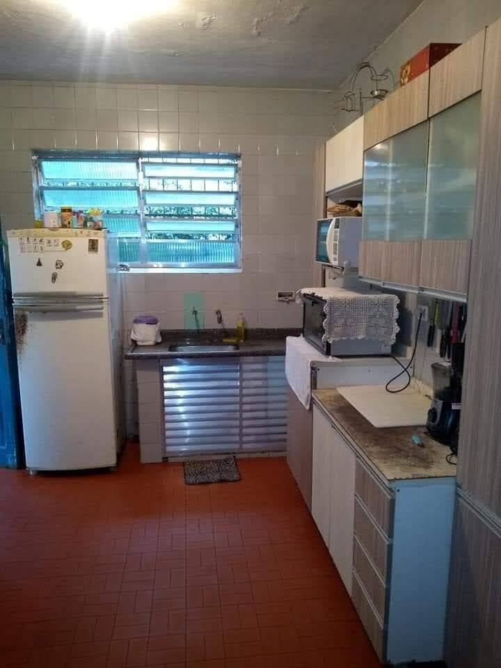 Casa à venda com 3 quartos, 218m² - Foto 5