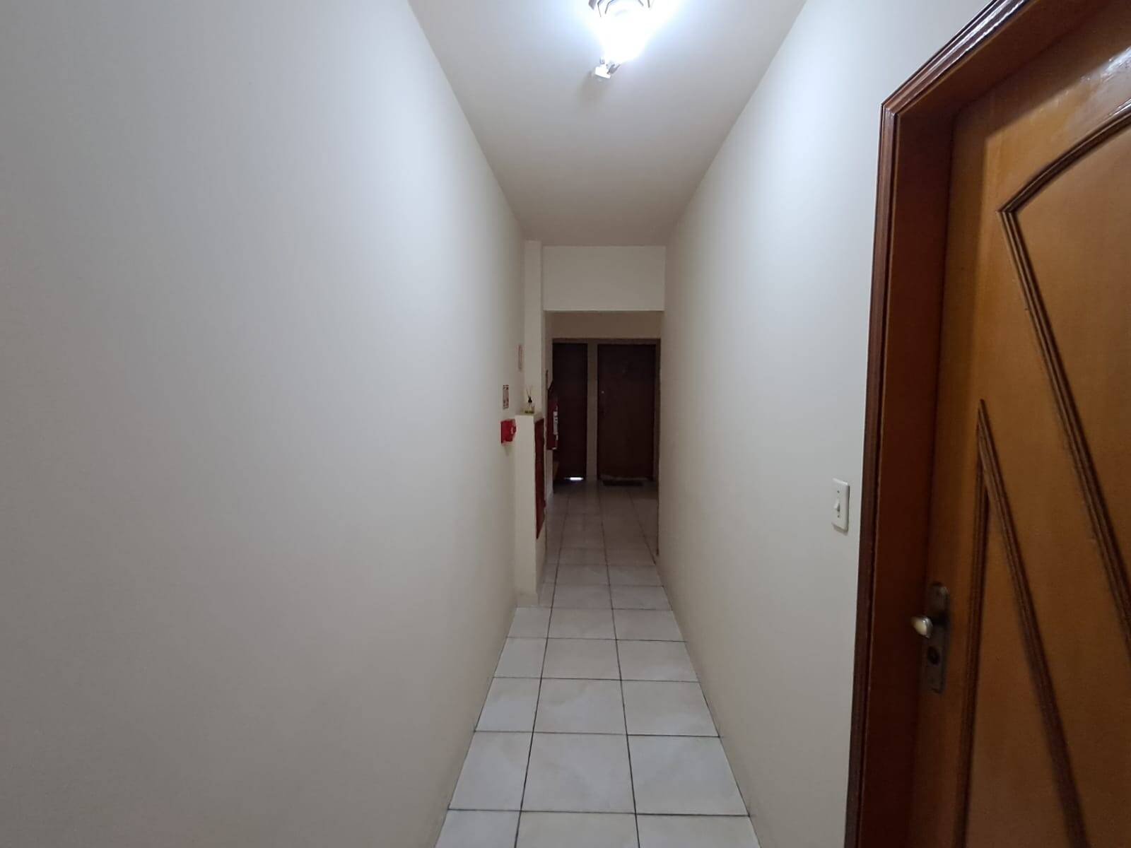 Apartamento à venda com 1 quarto, 75m² - Foto 16