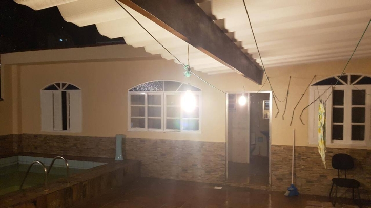 Casa à venda com 3 quartos, 200m² - Foto 29