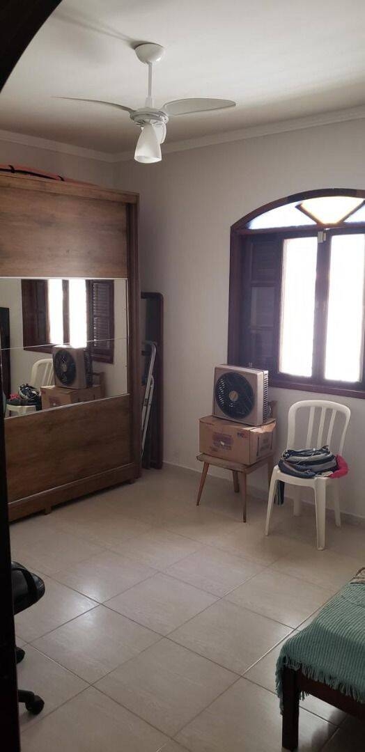 Casa à venda com 3 quartos, 200m² - Foto 34