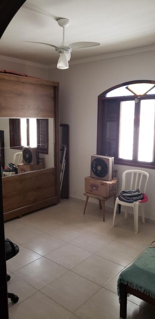 Casa à venda com 3 quartos, 200m² - Foto 5