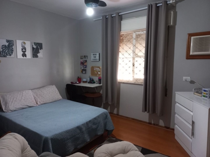 Casa à venda com 3 quartos, 197m² - Foto 2