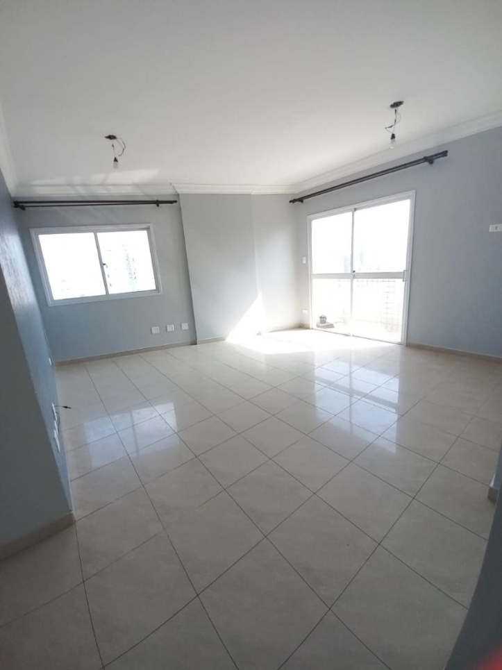 Apartamento à venda com 3 quartos, 91m² - Foto 4