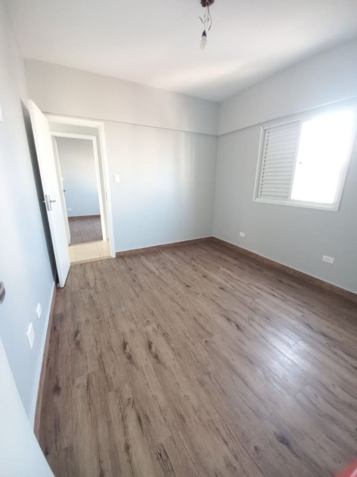 Apartamento à venda com 3 quartos, 91m² - Foto 15