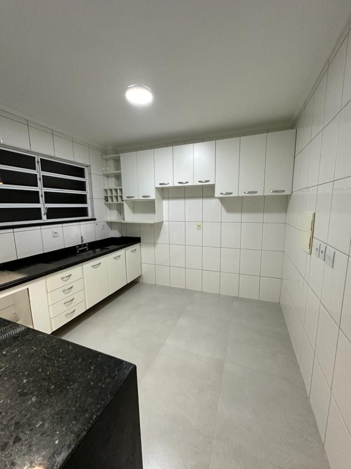 Casa à venda com 3 quartos, 145m² - Foto 6