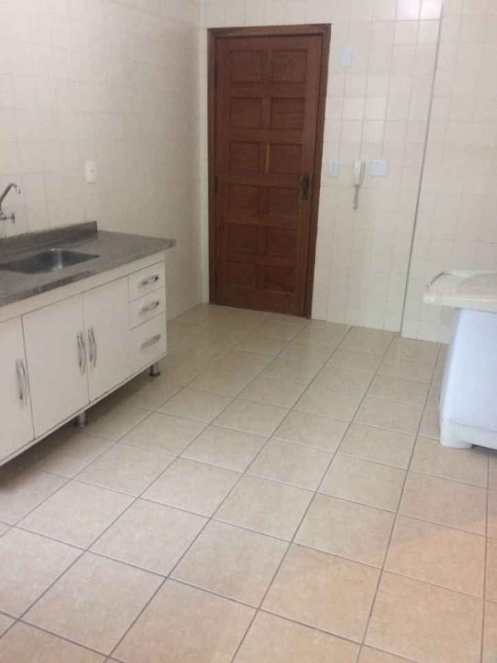 Apartamento à venda com 2 quartos, 85m² - Foto 13