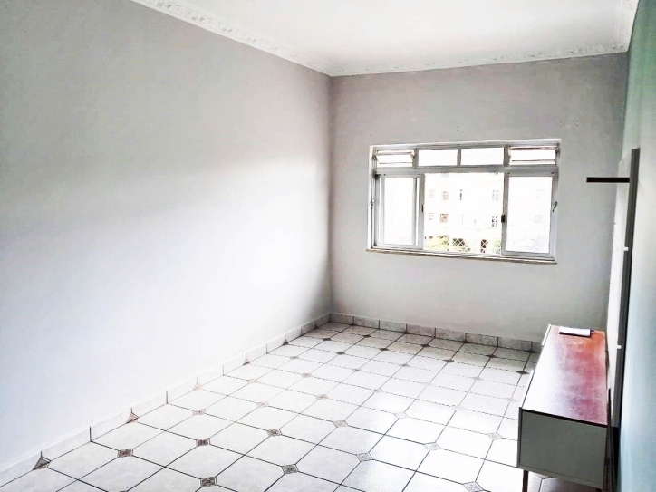 Apartamento à venda com 2 quartos, 90m² - Foto 1