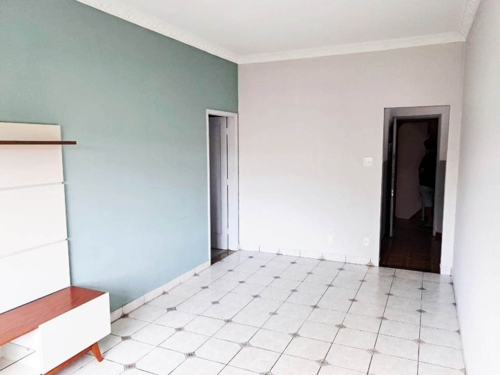 Apartamento à venda com 2 quartos, 90m² - Foto 3