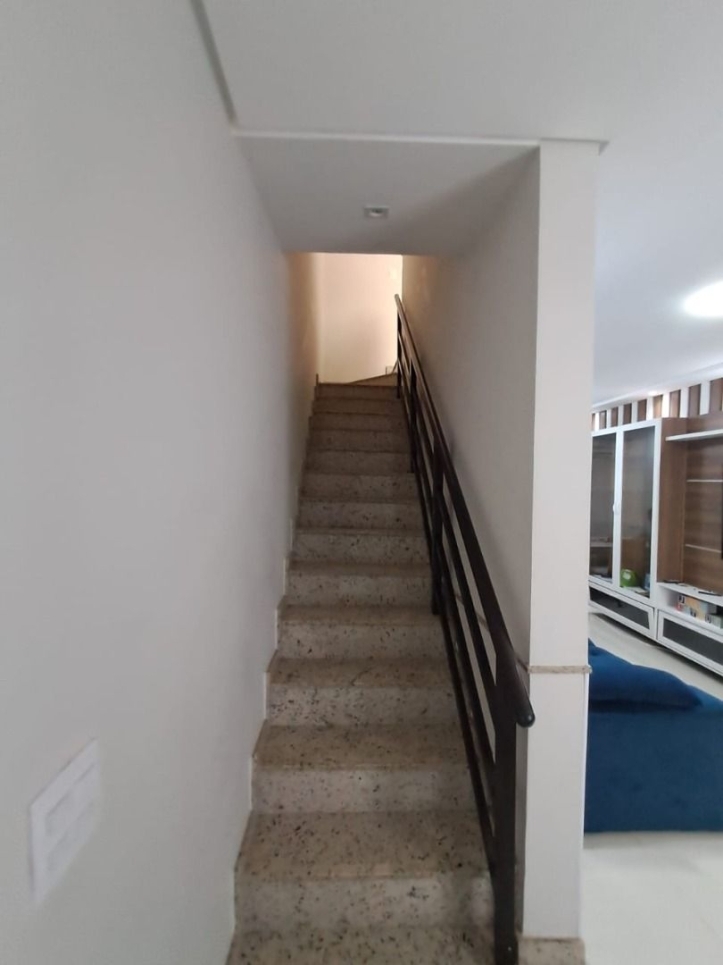 Casa à venda com 3 quartos, 169m² - Foto 19