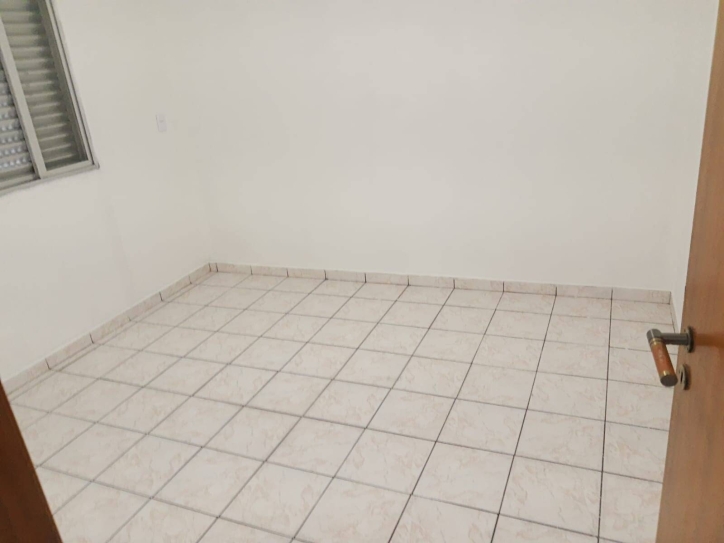 Apartamento à venda com 2 quartos, 85m² - Foto 14