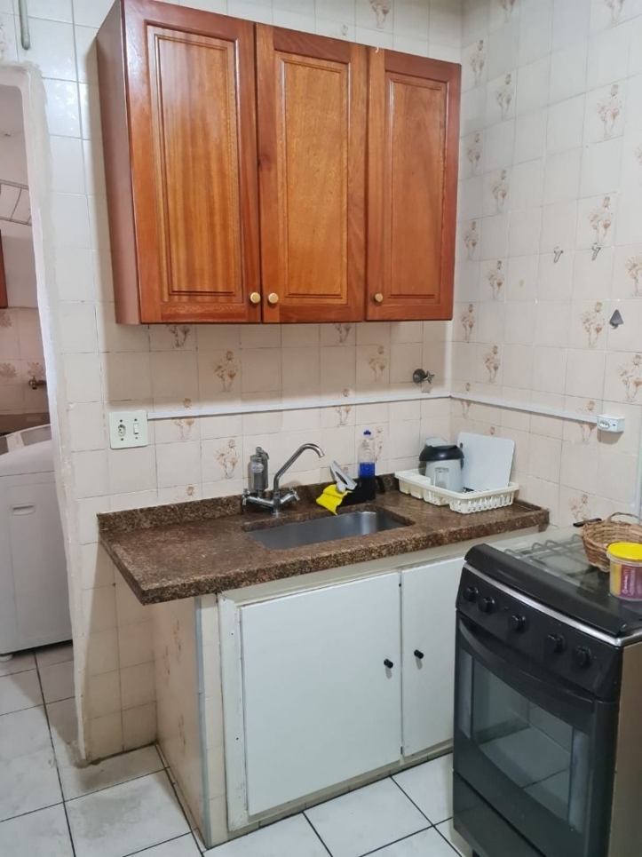 Apartamento para alugar com 1 quarto, 100m² - Foto 8