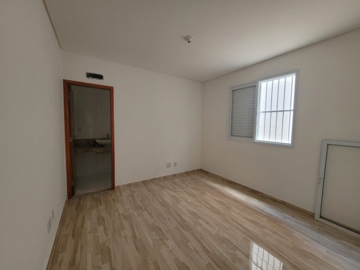 Casa à venda com 2 quartos, 70m² - Foto 7