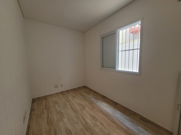 Casa à venda com 2 quartos, 70m² - Foto 8