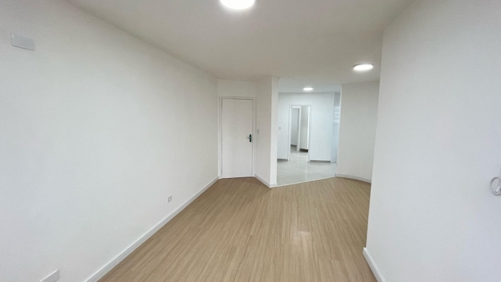 Apartamento à venda com 3 quartos, 110m² - Foto 9