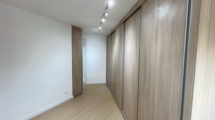 Apartamento à venda com 3 quartos, 110m² - Foto 10