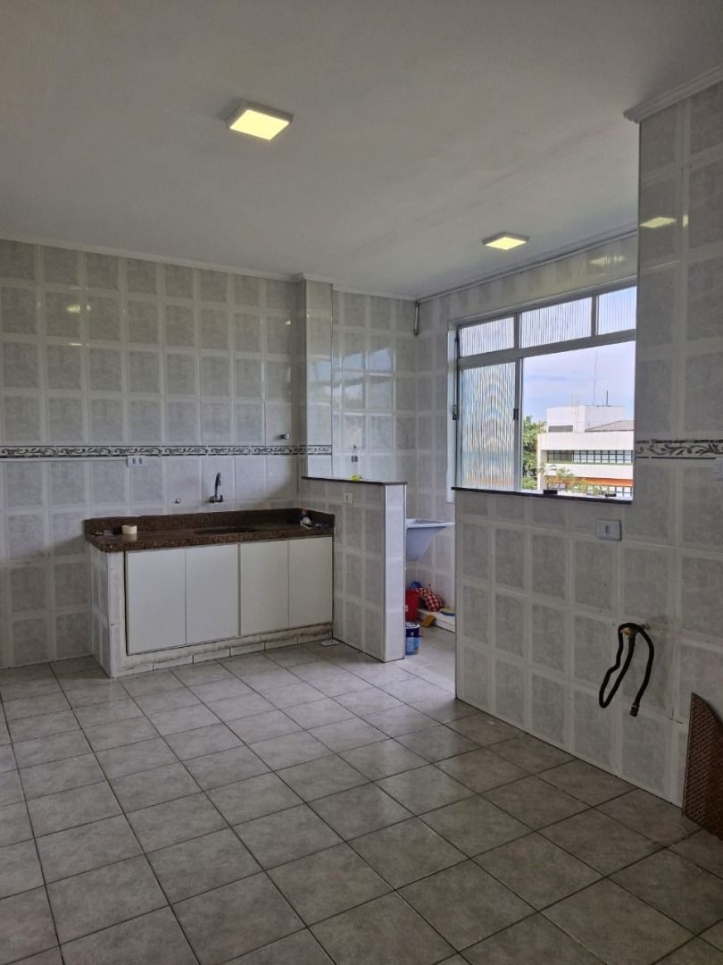 Apartamento à venda com 3 quartos, 108m² - Foto 30