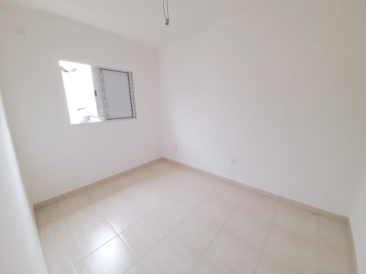 Casa à venda com 2 quartos, 52m² - Foto 11