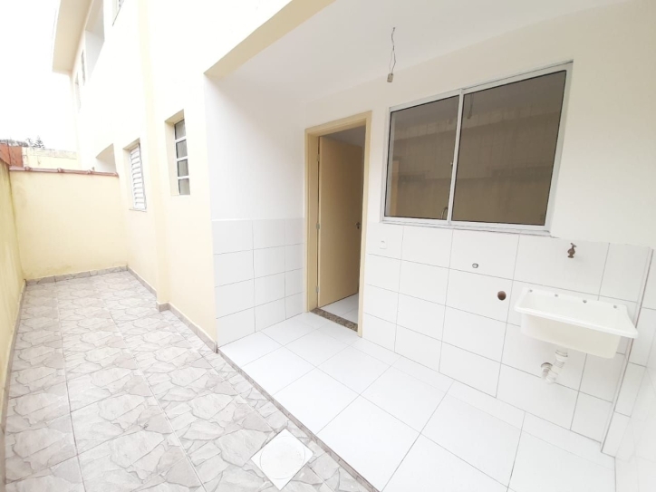 Casa à venda com 2 quartos, 52m² - Foto 16