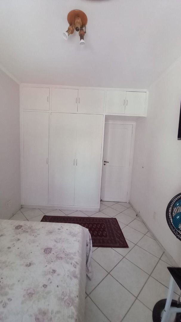 Apartamento à venda com 3 quartos, 106m² - Foto 2