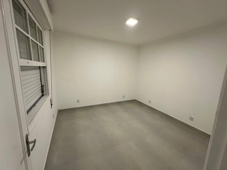 Apartamento à venda com 3 quartos, 97m² - Foto 9