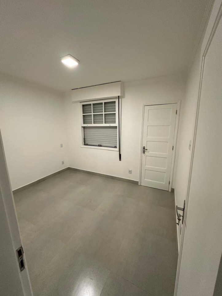 Apartamento à venda com 3 quartos, 97m² - Foto 12