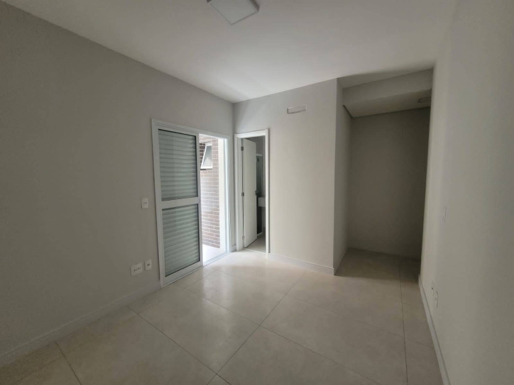 Apartamento à venda com 2 quartos, 82m² - Foto 3